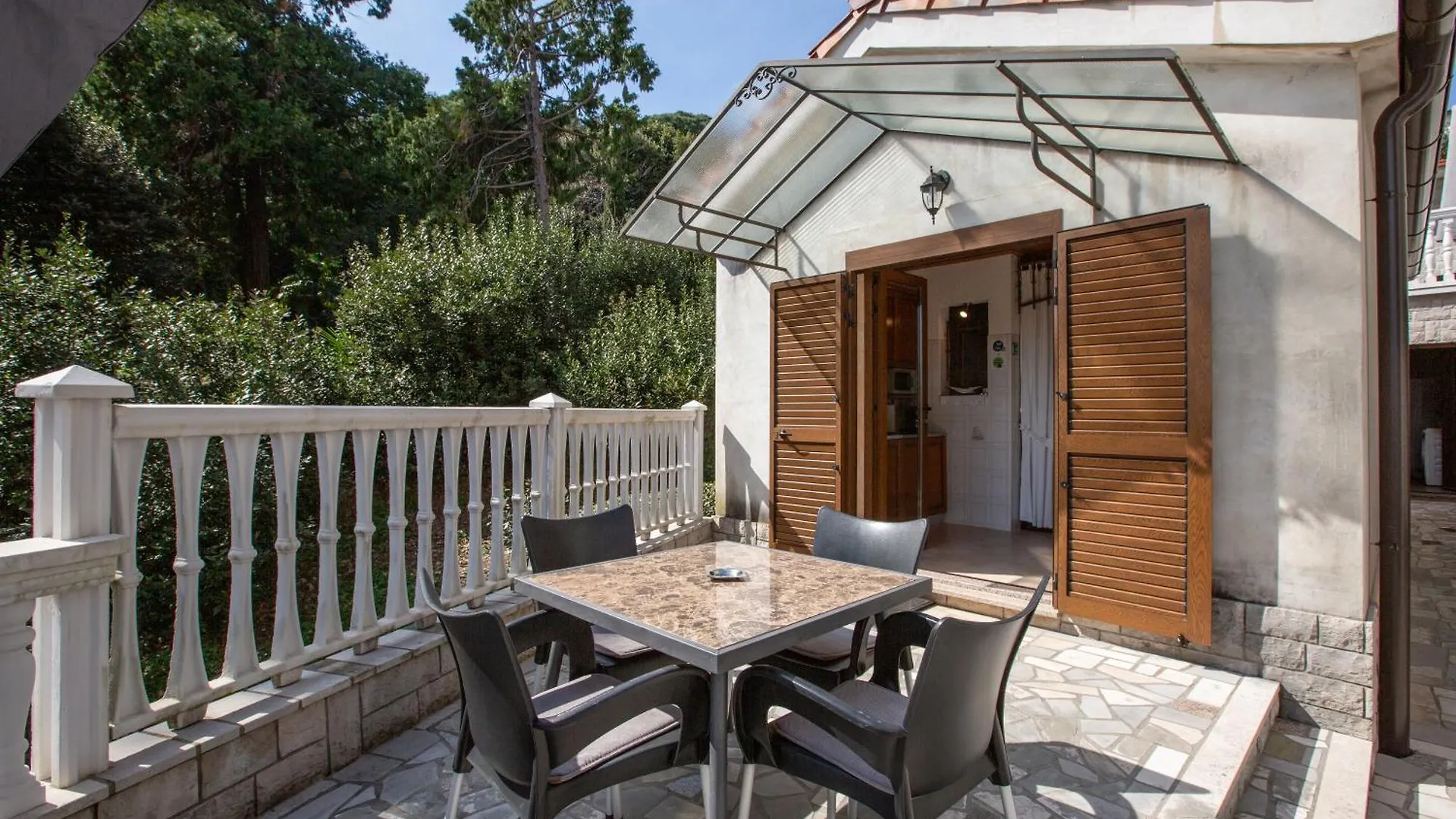 Apartments Villa Salona Opatija 0*,  Croácia