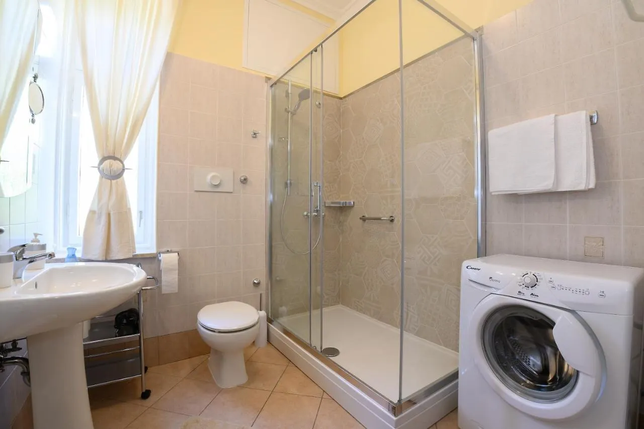 Apartments Villa Salona